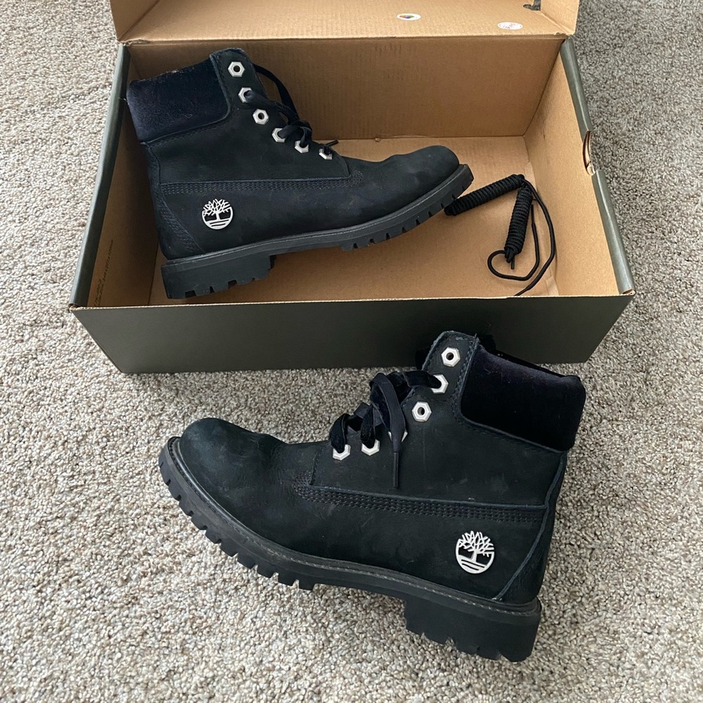 Timberland Premium 6in Waterproof Boot Black Nubuck women’s size 6